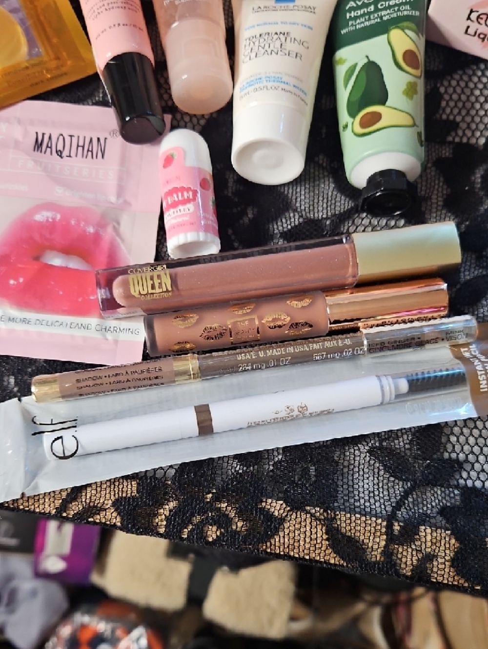 Floral Cosmetic Bag + Assorted Beauty Hydration Lot - Picture 5 of 6